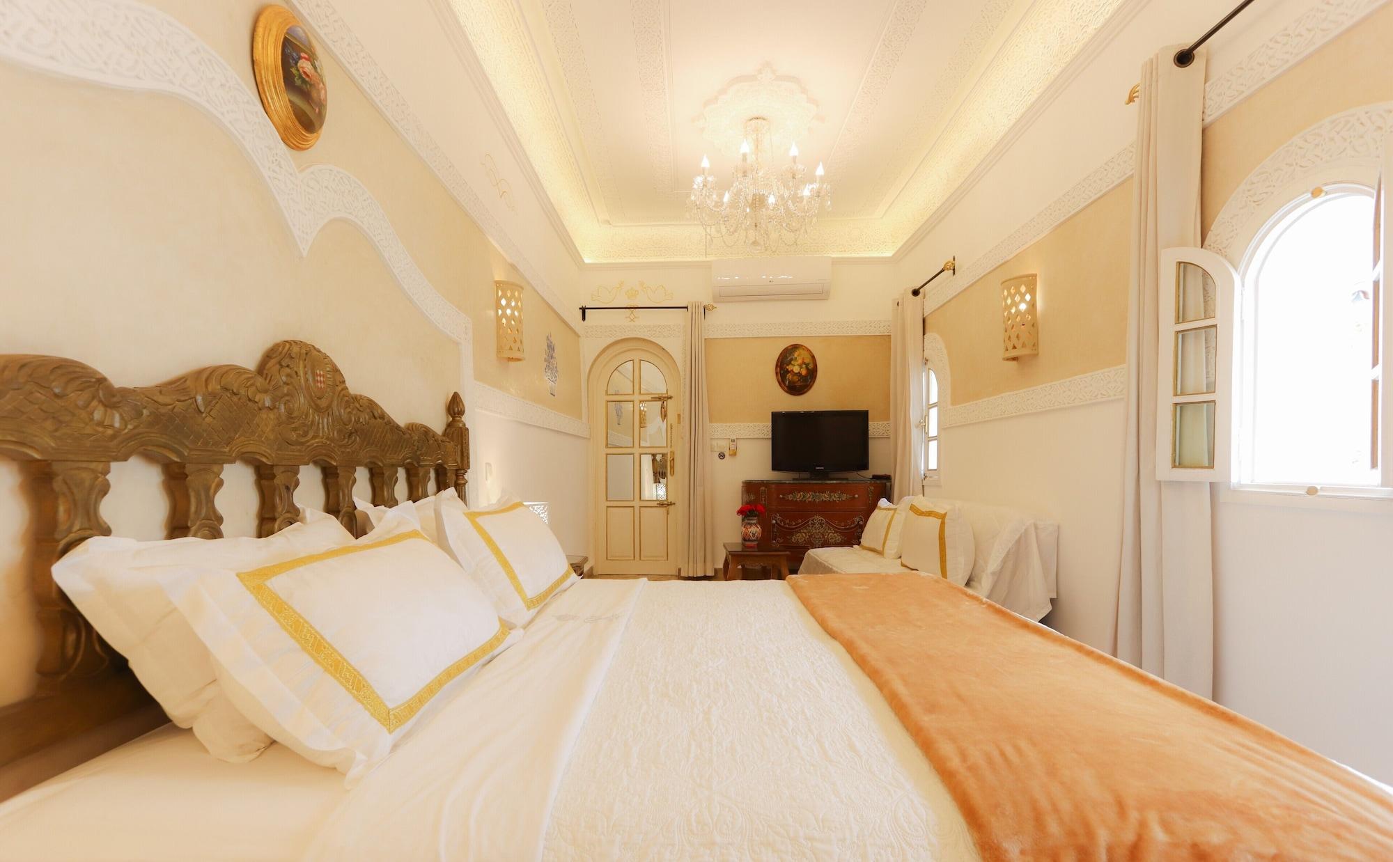 Riad Palais Des Princesses & Spa Marrákes Kültér fotó A bedroom at the hotel